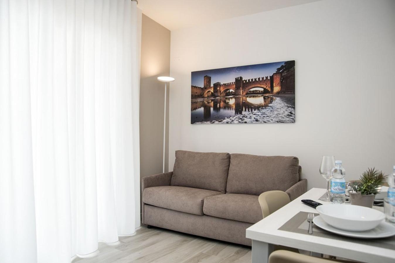 Camelot Appartamenti - Business E Holiday San Martino Buon Albergo Dış mekan fotoğraf