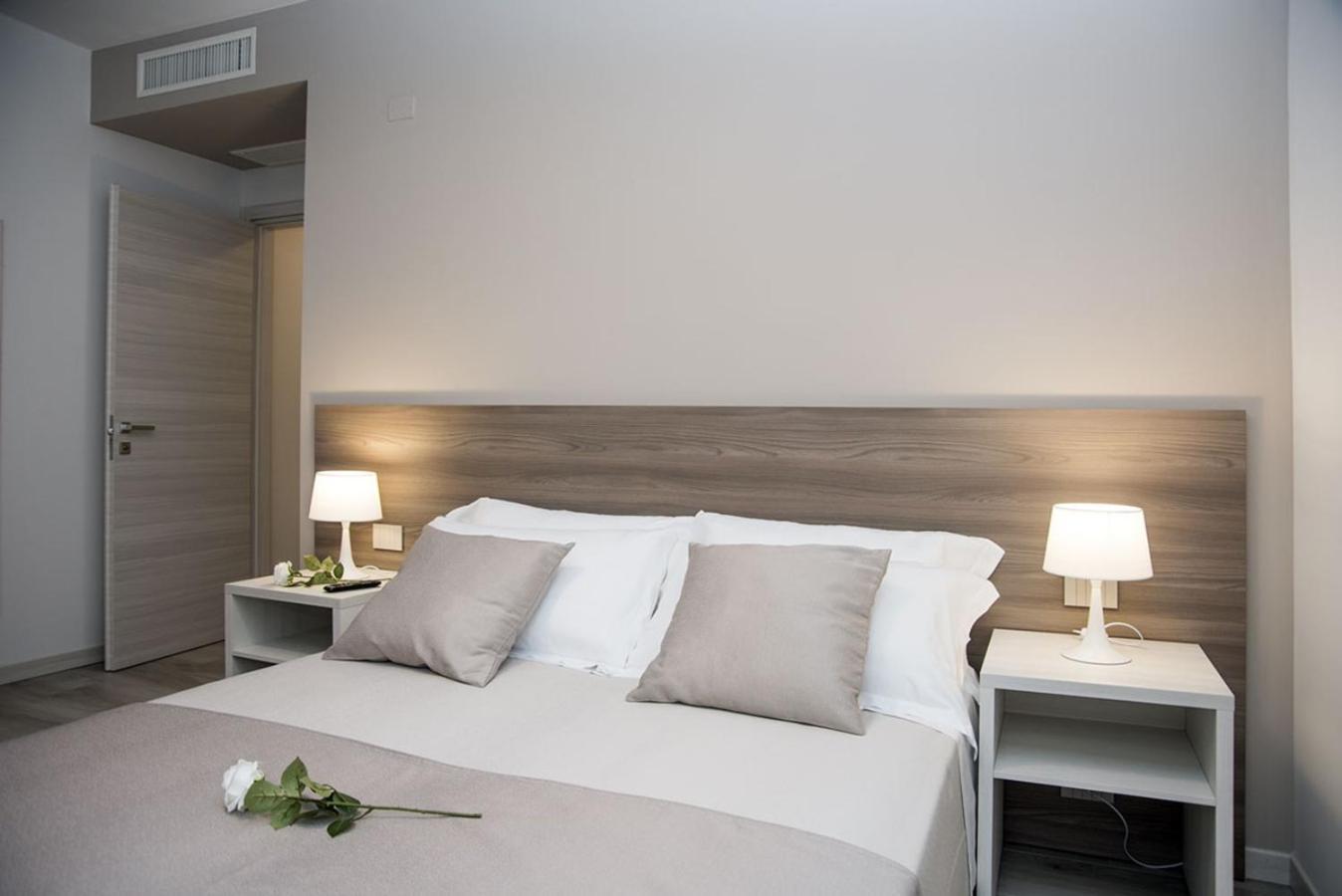Camelot Appartamenti - Business E Holiday San Martino Buon Albergo Dış mekan fotoğraf