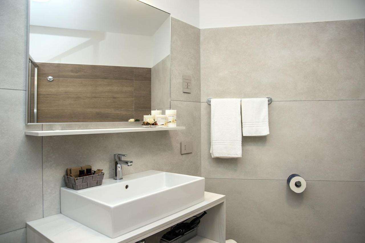 Camelot Appartamenti - Business E Holiday San Martino Buon Albergo Dış mekan fotoğraf