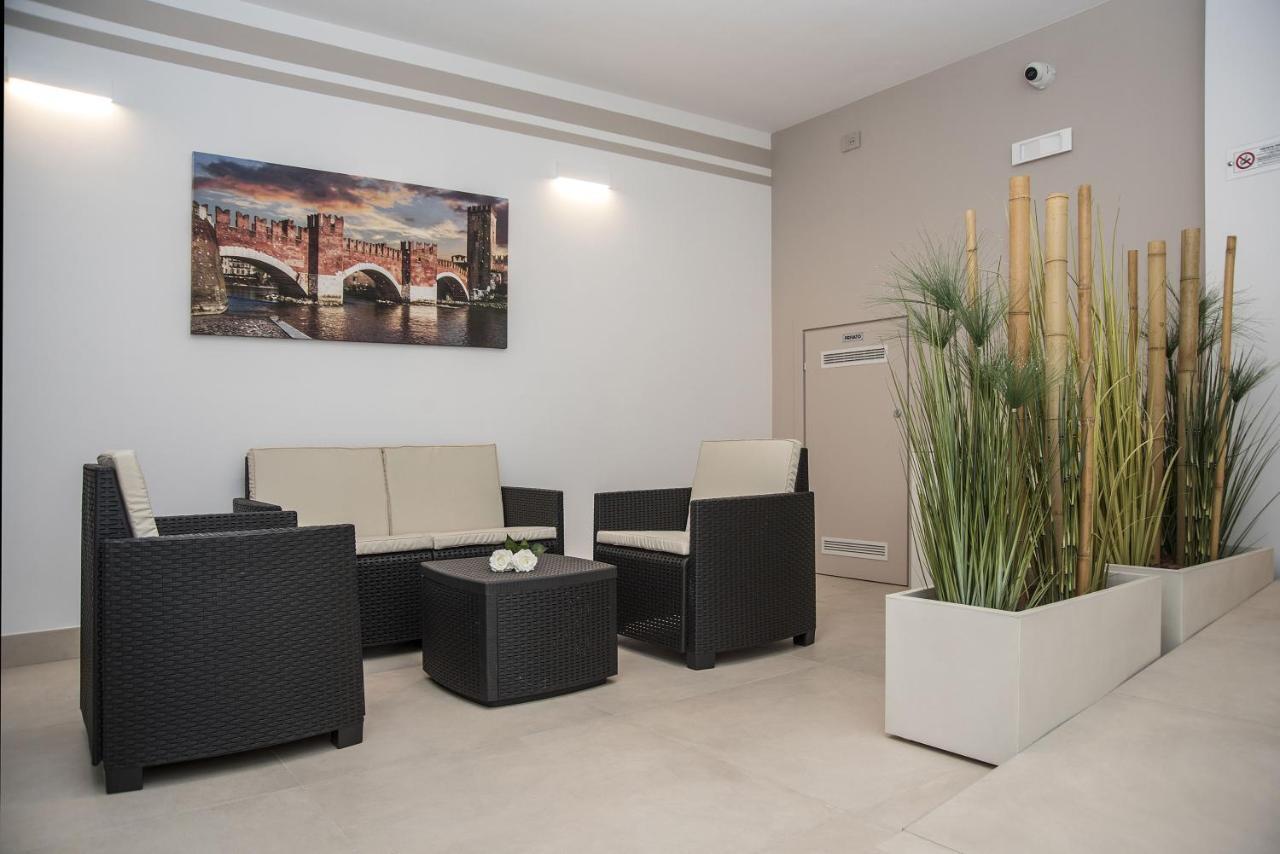 Camelot Appartamenti - Business E Holiday San Martino Buon Albergo Dış mekan fotoğraf