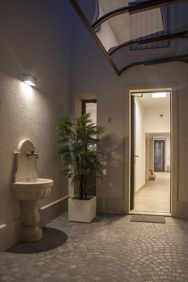 Camelot Appartamenti - Business E Holiday San Martino Buon Albergo Dış mekan fotoğraf